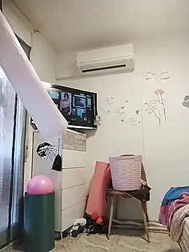 Snapshot of SweetSun69 chatting on 03.15.26 SweetSun69 online show from 03.15.26