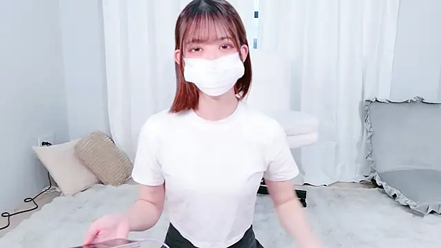 NANA chan 1 online show from 11.13.25