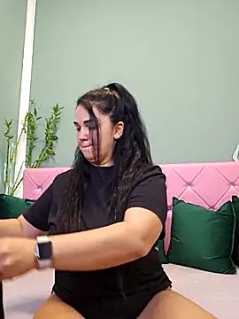 VickyDivinee online show from 09.08.25