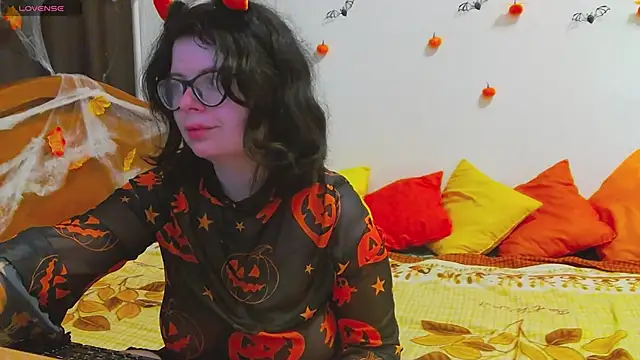 MilisaSweet777 online show from 10.31.25