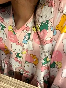 Snapshot of Knorr_Vietnams chatting on 10.13.25 Knorr Vietnams online show from 10.13.25