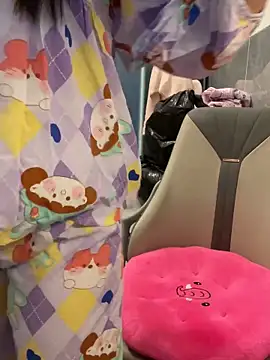 Snapshot of Knorr_Vietnams chatting on 11.06.25 Knorr Vietnams online show from 11.06.25