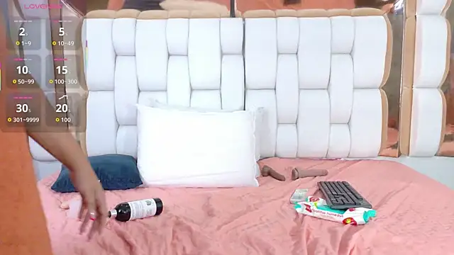 Daddyfavouritegirl online show from 11.18.25