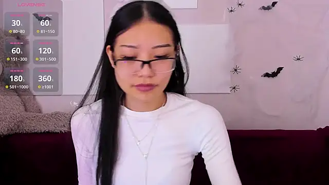 kuro mimi online show from 10.29.25