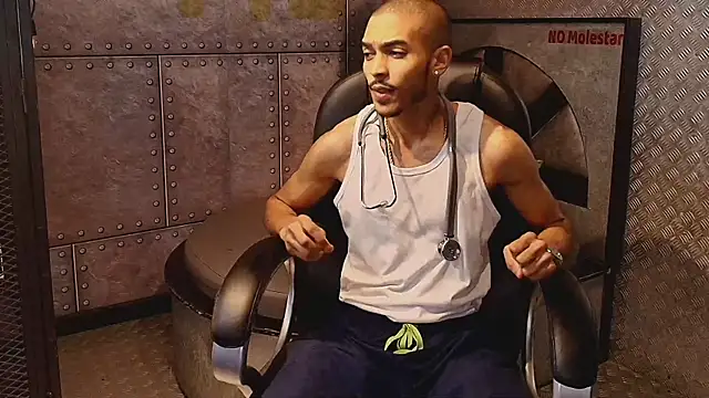 Snapshot of MarcusRain_ chatting on 01.10.26 MarcusRain online show from 01.10.26