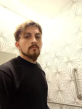 Snapshot of Macrhizz chatting on 10.23.25 Macrhizz online show from 10.23.25