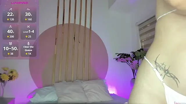 rei cos online show from 10.23.25