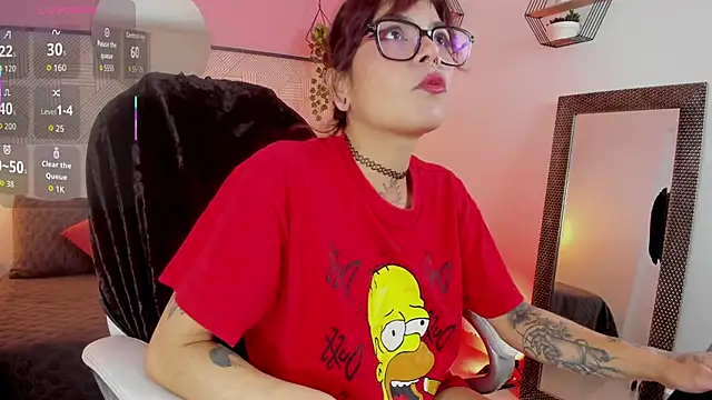 Snapshot of Esmeralda_CO chatting on 10.18.25 Esmeralda CO online show from 10.18.25