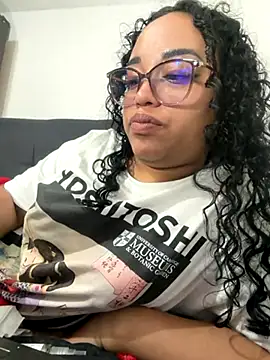 Snapshot of angels_evil chatting on 11.30.25 angels evil online show from 11.30.25