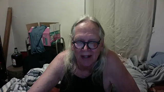 OldLadySara online show from 05.29.26