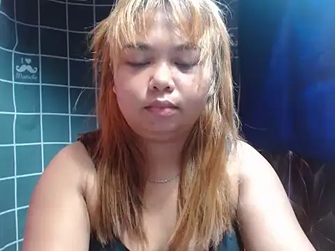 Snapshot of Hajaima chatting on 11.16.25 Hajaima online show from 11.16.25