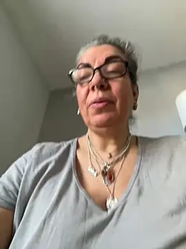 Snapshot of dieseldame1313 chatting on 01.18.25 dieseldame1313 online show from 01.18.25