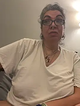 Snapshot of dieseldame1313 chatting on 02.09.25 dieseldame1313 online show from 02.09.25