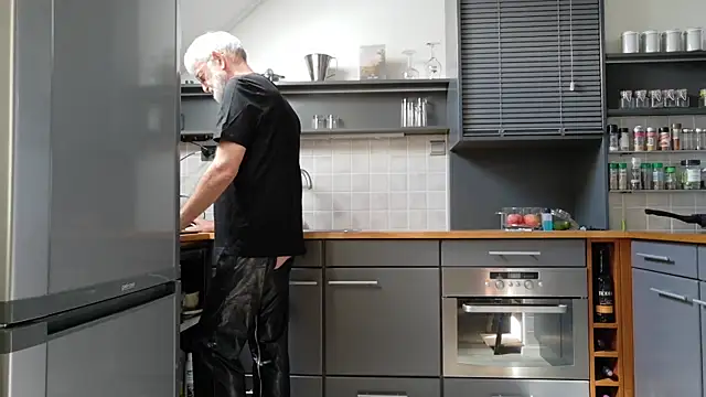 ewaldwillems99 online show from 09.12.25