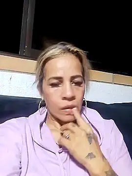 Alisson Milf online show from 09.18.25