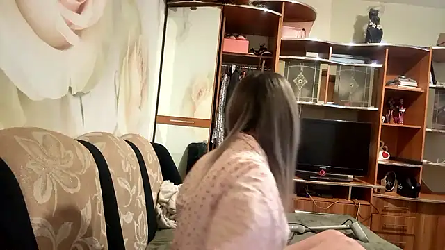 Snapshot of Aglaya228 chatting on 04.10.26 Aglaya228 online show from 04.10.26