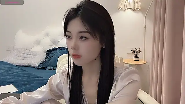 bao-bao- online show from 11.06.25