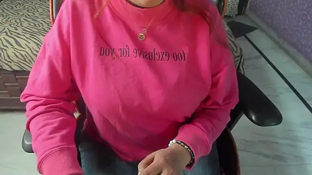 Snapshot of ShylaGill chatting on 12.01.25 ShylaGill online show from 12.01.25