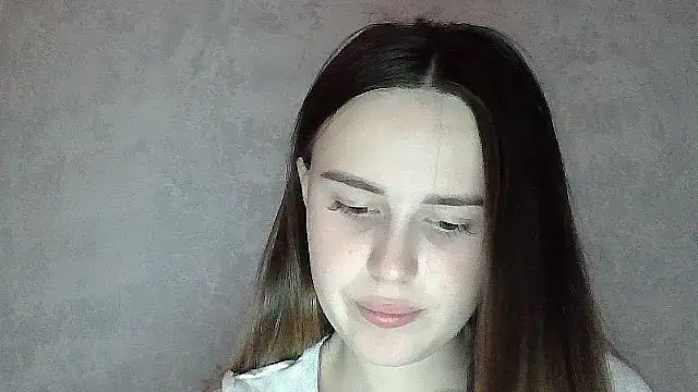 SweetLoraa online show from 06.05.26