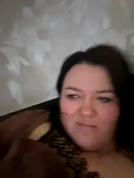 SunnyLeila2101 online show from 11.26.25