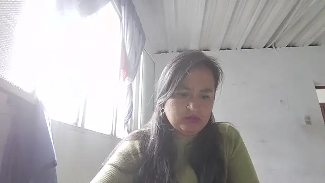 RosaPretty online show from 10.10.25