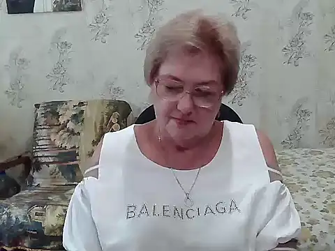 Snapshot of Renata62011 chatting on 09.09.25 Renata62011 online show from 09.09.25