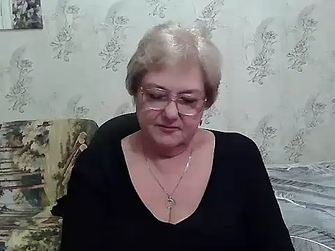 Snapshot of Renata62011 chatting on 11.01.25 Renata62011 online show from 11.01.25