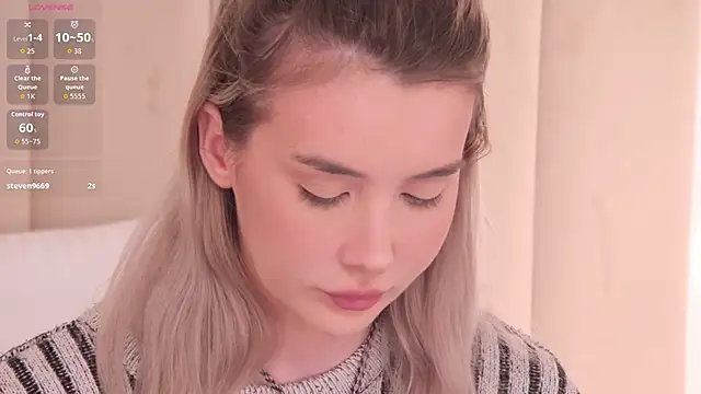 Nesolla online show from 01.05.26