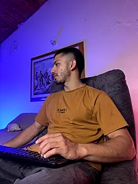 ArturoCardona  online show from 11.27.25