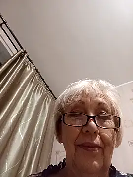 Snapshot of Anatolia5961 chatting on 09.14.25 Anatolia5961 online show from 09.14.25