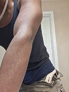 Snapshot of KeYBuMp323 chatting on 11.10.25 KeYBuMp323 online show from 11.10.25