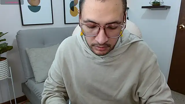   Damian    online show from 11.11.25