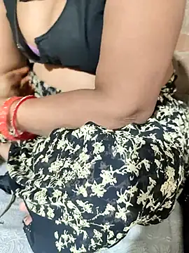 POOJACOUPLE online show from 01.18.26