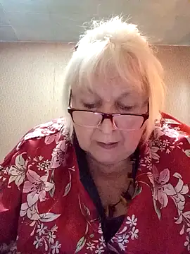 Alexia64231 online show from 10.30.25