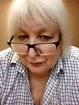 Alexia64231 online show from 11.25.25