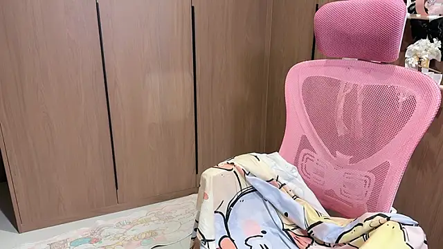 Lilium-520 online show from 12.22.25