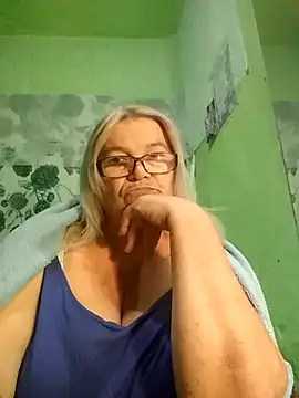 Snapshot of MargaritaSweet51 chatting on 09.16.25 MargaritaSweet51 online show from 09.16.25