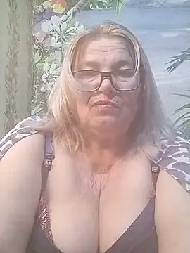 Snapshot of MargaritaSweet51 chatting on 11.14.25 MargaritaSweet51 online show from 11.14.25