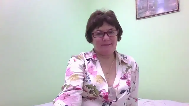 Snapshot of Galina56301 chatting on 11.16.25 Galina56301 online show from 11.16.25