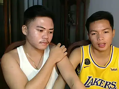 hot emman online show from 09.17.25