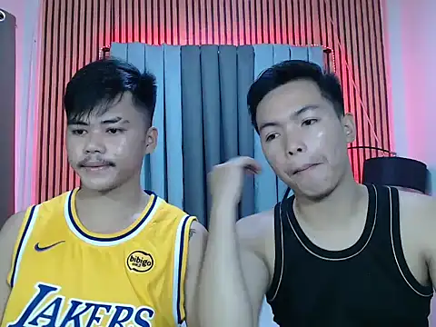 hot emman online show from 11.17.25