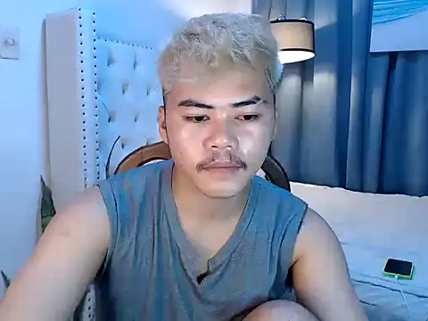 Snapshot of hot_emman chatting on 04.26.26 hot emman online show from 04.26.26