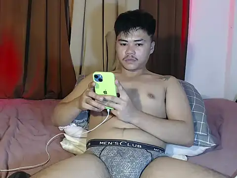 Snapshot of hot_emman chatting on 05.21.26 hot emman online show from 05.21.26