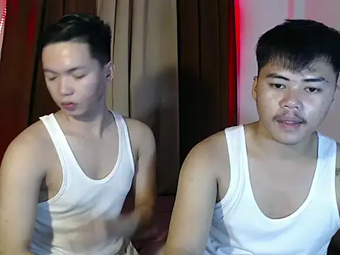 Snapshot of hot_emman chatting on 05.22.26 hot emman online show from 05.22.26