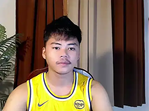 Snapshot of hot_emman chatting on 05.30.26 hot emman online show from 05.30.26