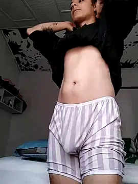 oxxy jean online show from 02.05.26