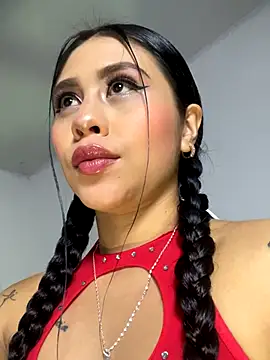 LuluMonroe Eup online show from 11.28.25