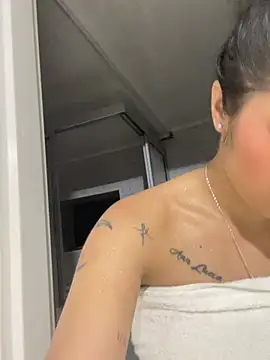 Snapshot of LuluMonroe_Eup chatting on 02.13.26 LuluMonroe Eup online show from 02.13.26