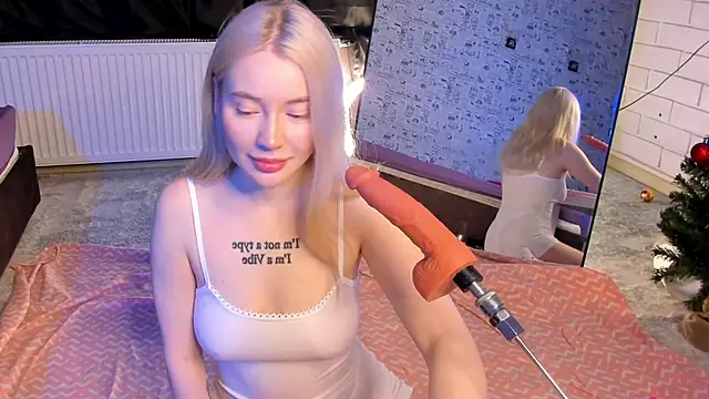 Lillie Berry online show from 02.11.26