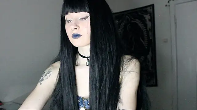 midnightsiren777 online show from 03.01.26
